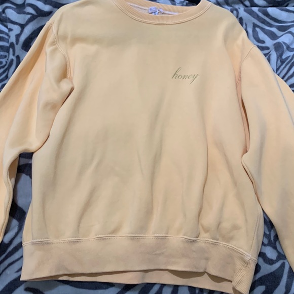 brandy melville yellow honey crewneck - Picture 4 of 4